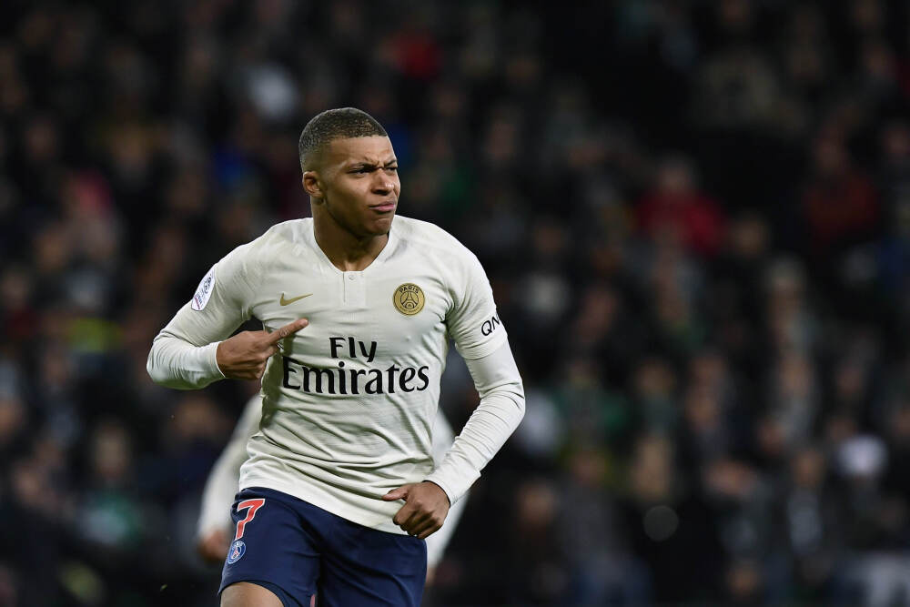 2025, 中产都抛弃了哪些消费品牌?